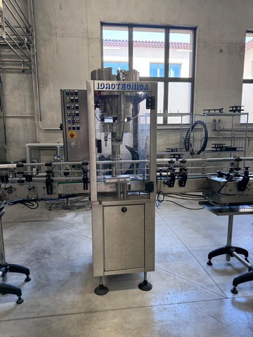 Linea di imbottigliamento vetro usata per vino MBF 13