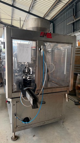 Used Fimer low vacuum triblock 9.9.1. for straight cork 5