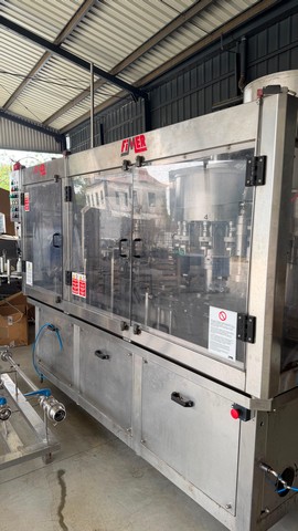 Used Fimer low vacuum triblock 9.9.1. for straight cork 6