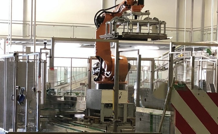 Palletizzatore usato Kuka 3