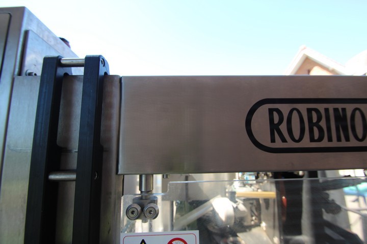 Used Robino & Galandrino 12T wirehooder for 4-wire cage 21
