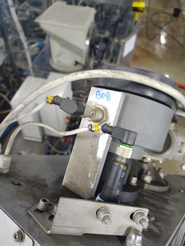 Used Robino & Galandrino 12T wirehooder for 4-wire cage 7
