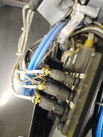 Used Robino & Galandrino 12T wirehooder for 4-wire cage 8
