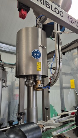 Used Raveco 12.12.1 isobaric filling triblock 14