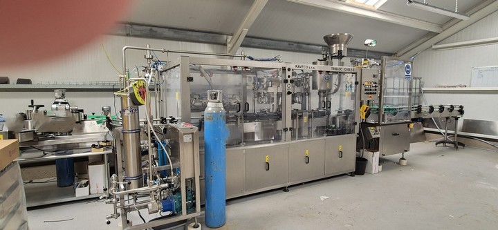 Used Raveco 12.12.1 isobaric filling triblock 2