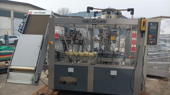 Capsulatrice usata Robino e Galandrino per polilaminato e PVC 5
