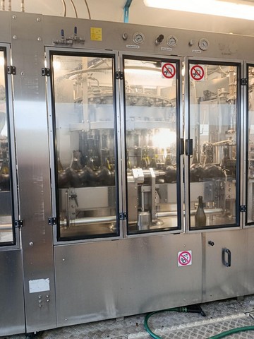 Used MBF isobaric monoblock 18.24.1 for still and sparkling wine 2