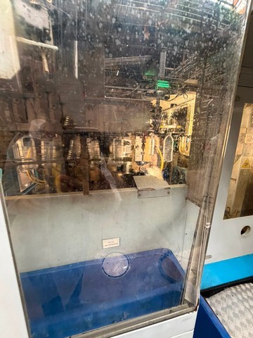 Used Sipa Pet Blow Molding Machine 2
