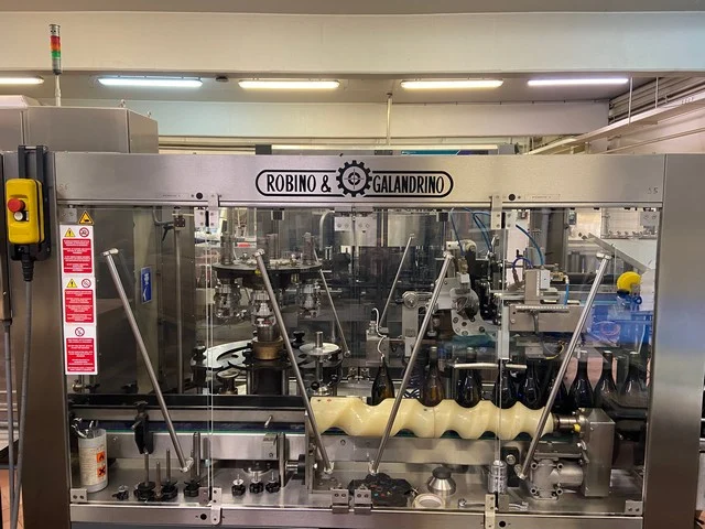 Capsulatrice Robino&Galandrino Astra F4 Usata