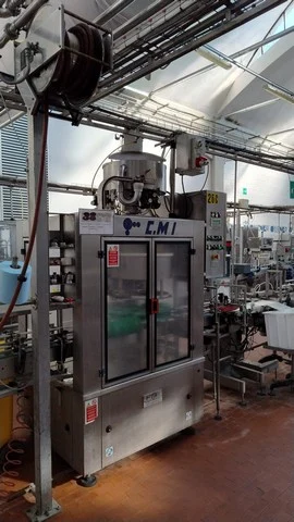 Tappatore CMI per Vasi di Vetro 4.500 bph Usato