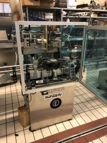 Used Capsuler Nortan Unicap 35 champagne