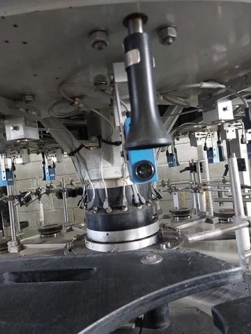 Used labeller Sacmi adhesive 12.000 bph