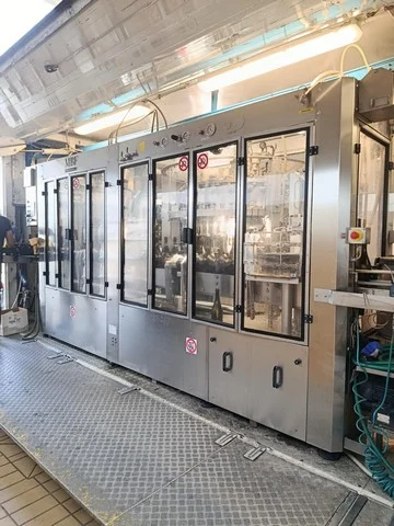 Monoblocco Mbf usato 18.24.1 isobarico per vino fermo e frizzante