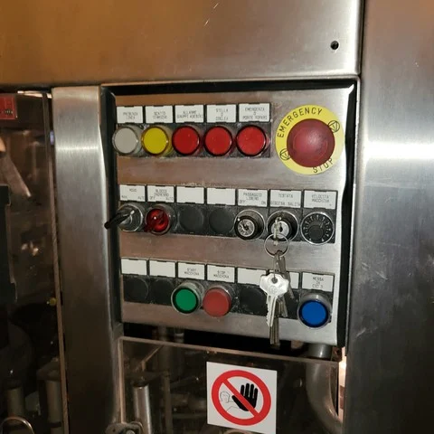 Etichettatrice Newtec 6.500 bph Usata