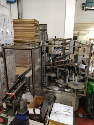 Etichettatrice Keber Adesiva 2.400 bph Usata