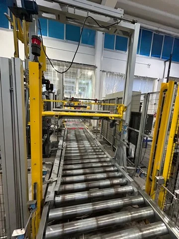 Linea di imbottigliamento PET krones 30.000 bph Usata